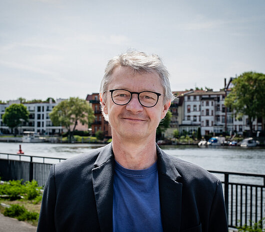 Prof. Dr.-Ing. Thomas Schwotzer